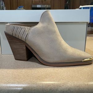 Brand new with tags slip on Cato boot